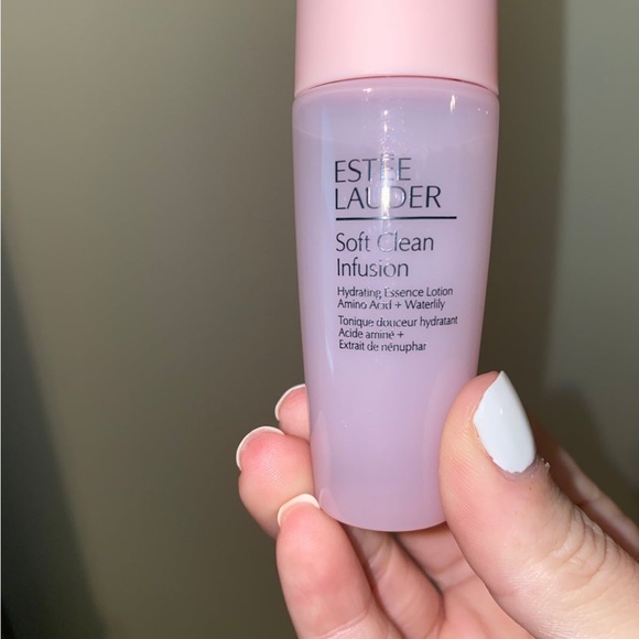 Brand new Estée Lauder 7 piece Skincare Set - Picture 6 of 8